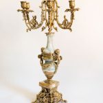 Clock-and-bronze-candlestick-code 1604