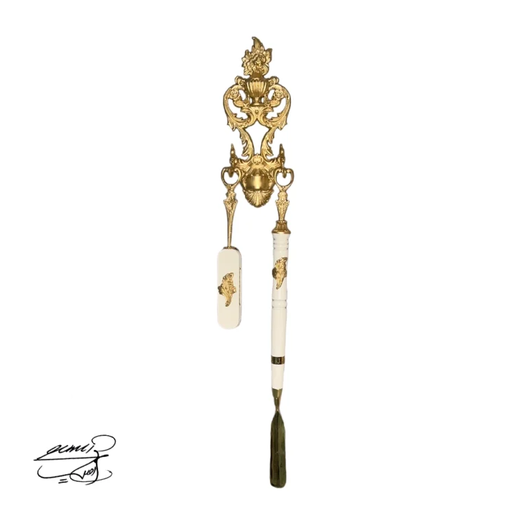 پاشنه کش دیوارکوب برنزی دوتایی سفید