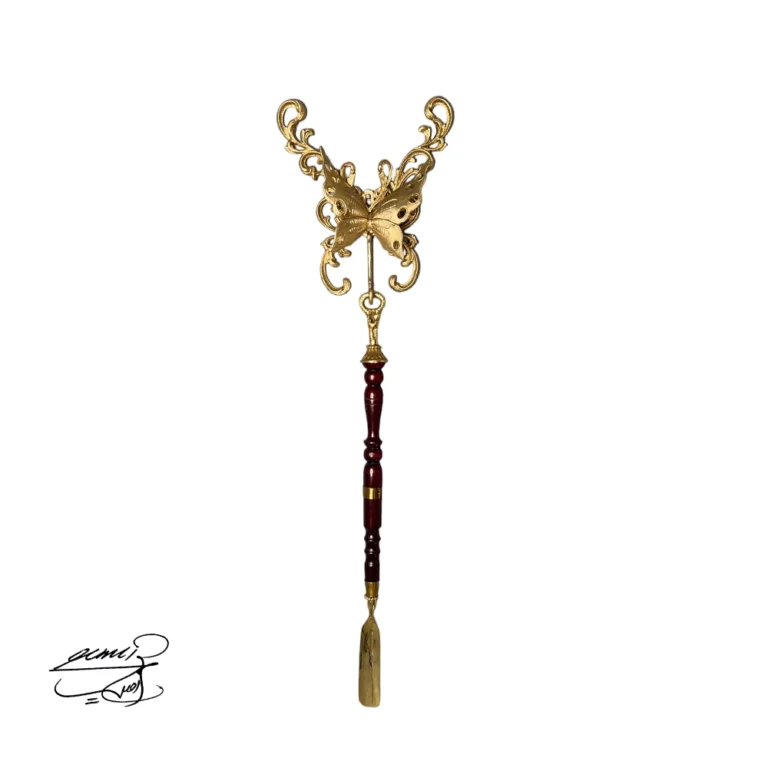 پاشنه کس برنزی دیوارکوب پروانه ماهدونی