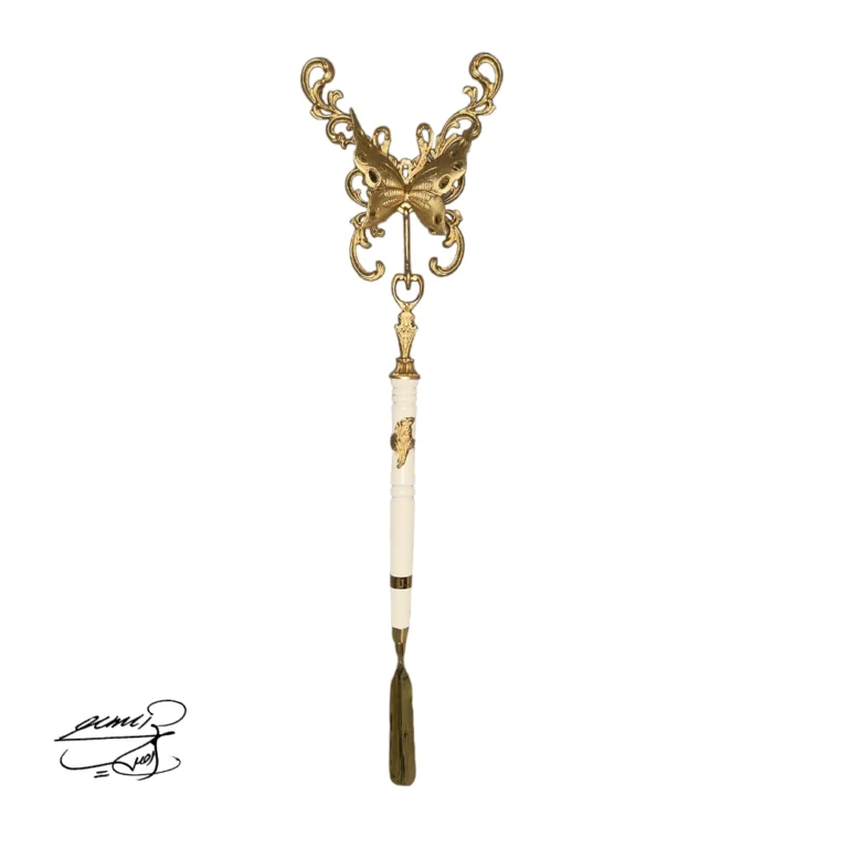 پاشنه کش برنزی دیوارکوب پروانه سفید